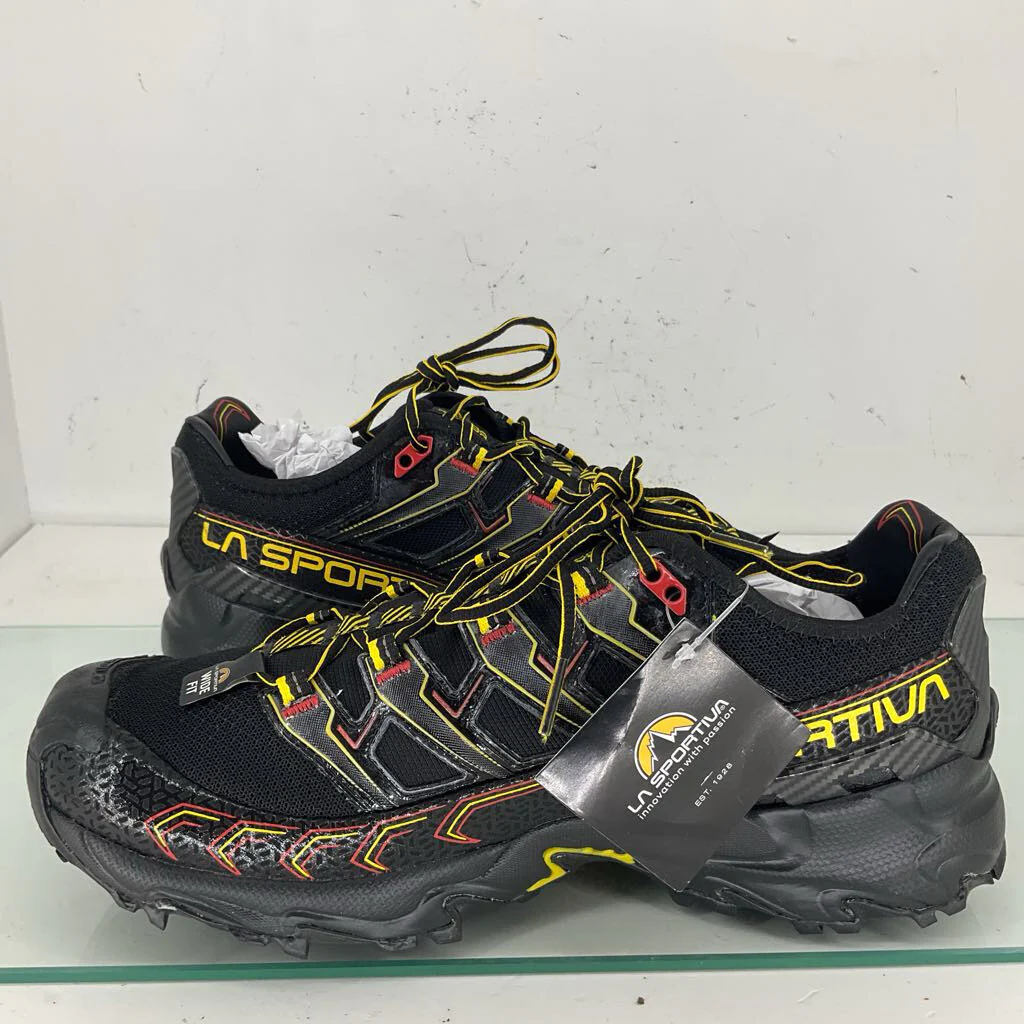 La Sportiva Men's Ultra Raptor II Wide Running Shoes - Image 2