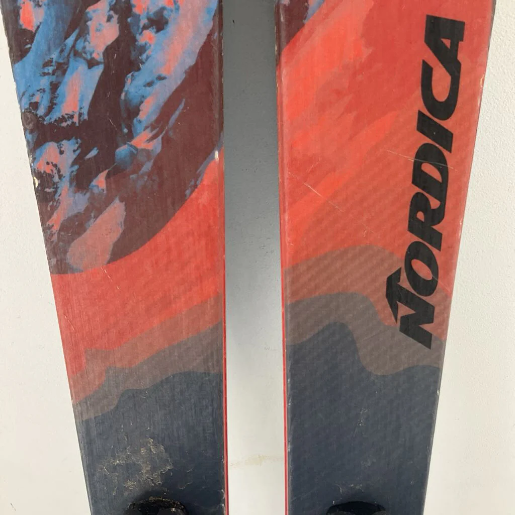 Nordica Enforcer 95 S w/ Salomon 7 GW Bindings - Image 4