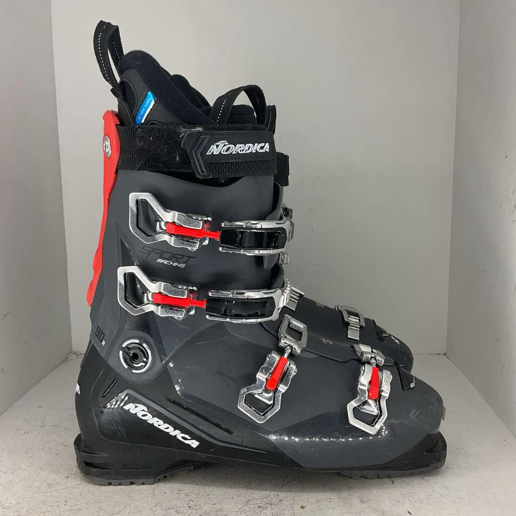 Nordica Sportmachine 90 R GW - Image 25
