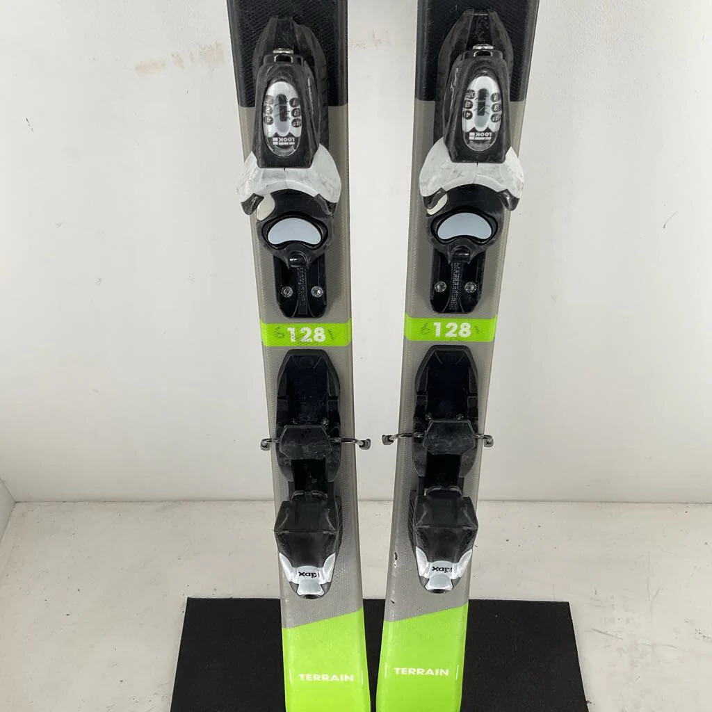 Rossignol Terrain Junior w/ Look KidX 4.5 Demo Bindings - Image 2