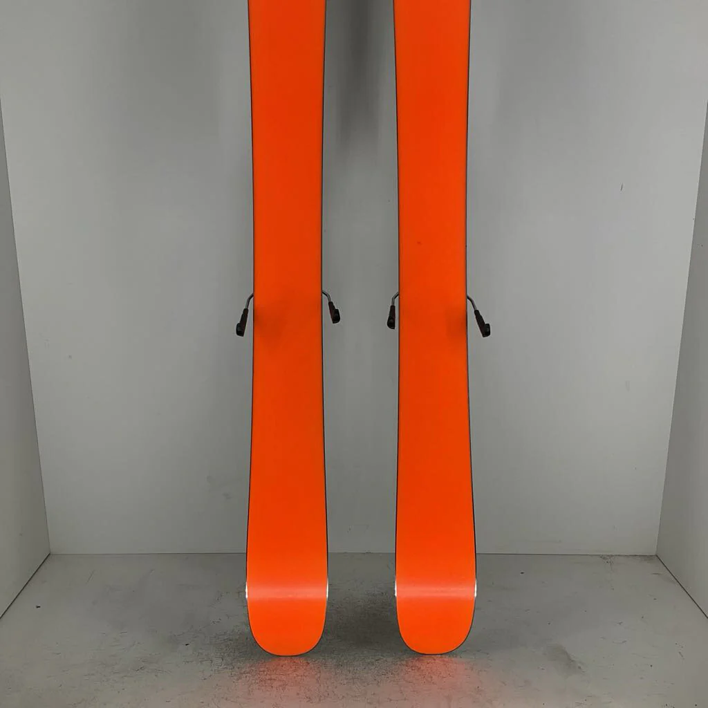 Salomon Junior's QST Ripper w/ Salomon L6 Demo Bindings - Image 4