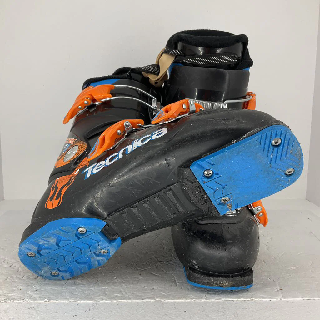 Tecnica Junior's JT3 Ski Boot - Image 16