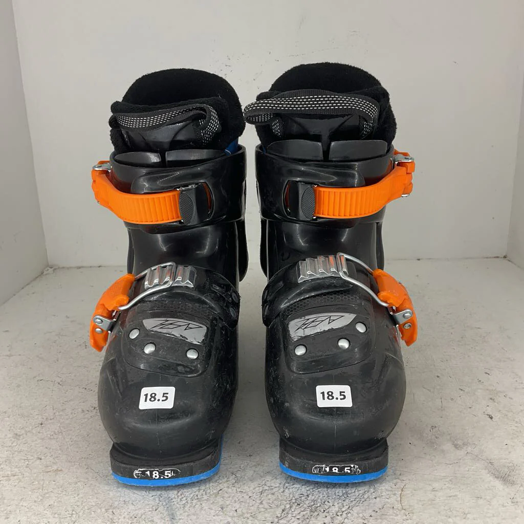 Tecnica Junior's JT3 Ski Boot - Image 11