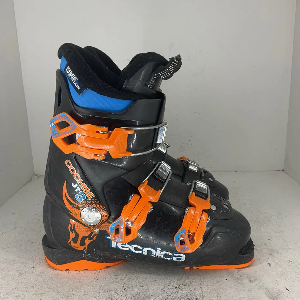 Tecnica Junior's JT3 Ski Boot - Image 29