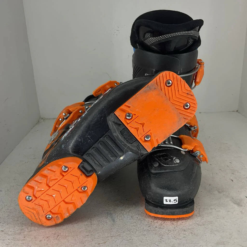 Tecnica Junior's JT3 Ski Boot - Image 32