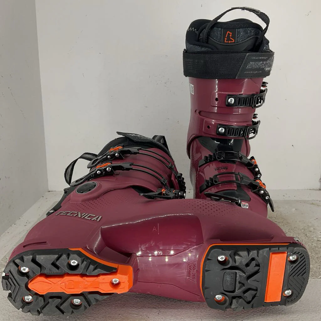 Tecnica Women's Cochise 105 DYN GW - Image 4