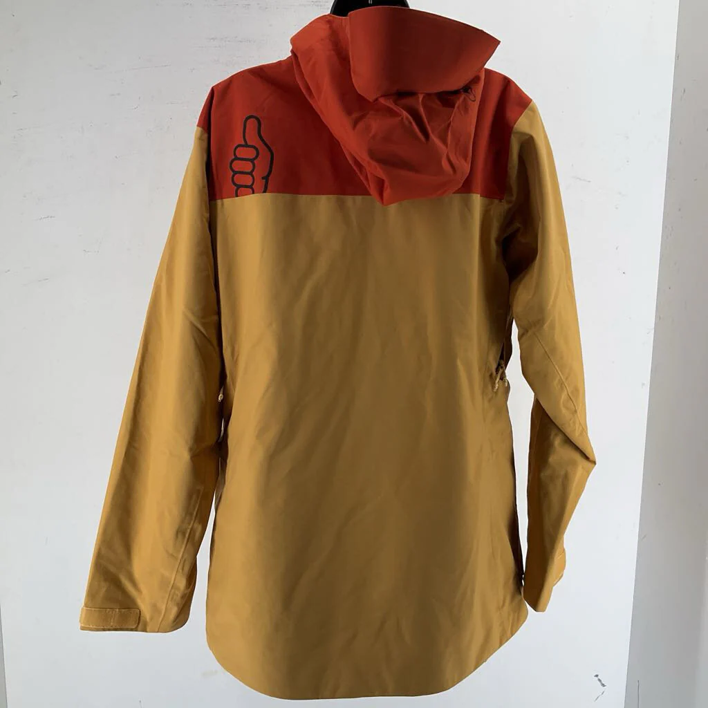 Trew Gear Women's Astoria 2L Shell Jacket - Image 2